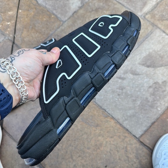 Nike Black Slide Sandals - Picture 6 of 6
